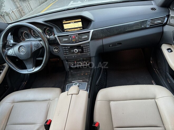 Mercedes E 350 2009, 253,051 km - 3.5 l - Bakı