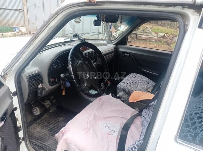 GAZ 3102 1998, 300,000 km - 2.7 л - Masallı