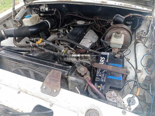 GAZ 3102 1998, 300,000 km - 2.7 л - Masallı
