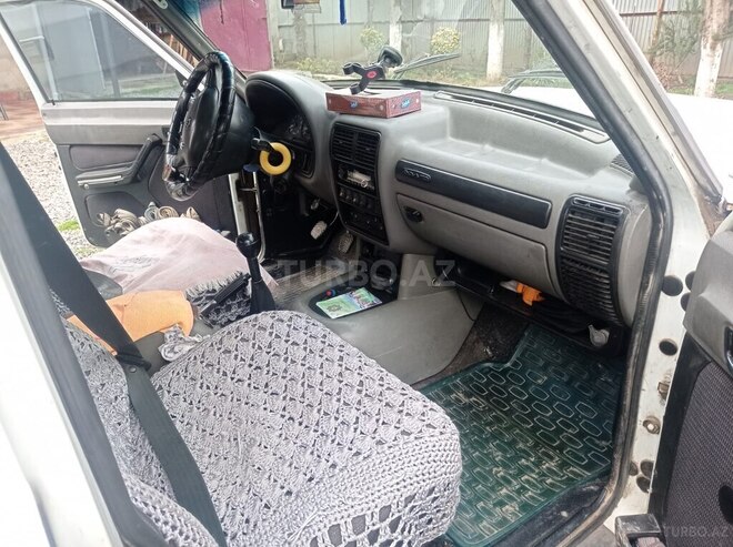 GAZ 3102 1998, 300,000 km - 2.7 л - Masallı