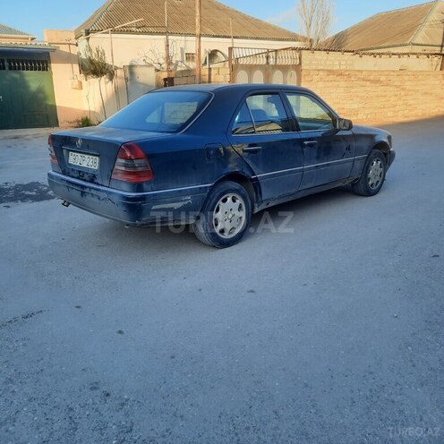 Mercedes C 220 2000, 455,000 km - 2.2 л - Bakı