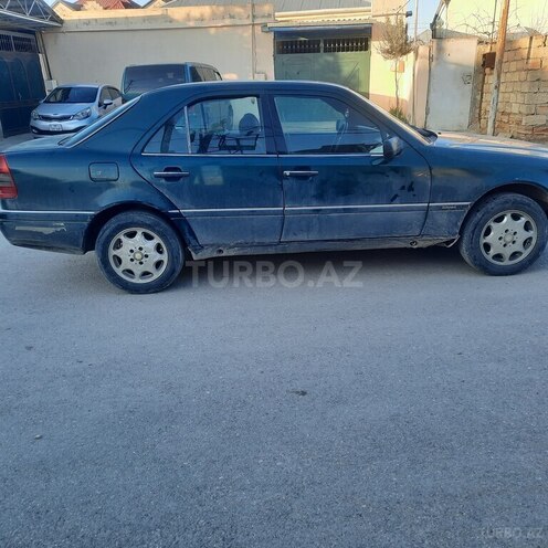 Mercedes C 220 2000, 455,000 km - 2.2 л - Bakı
