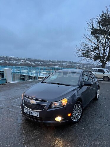 Chevrolet Cruze 2010, 276,000 km - 1.4 l - Quba