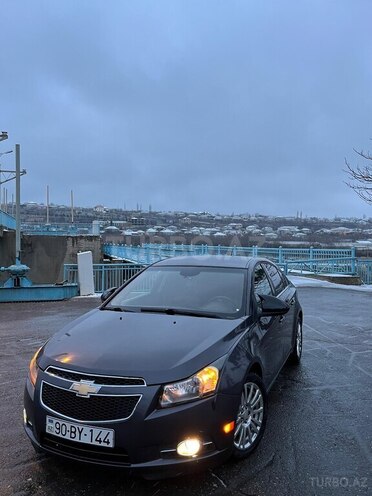 Chevrolet Cruze 2010, 276,000 km - 1.4 l - Quba