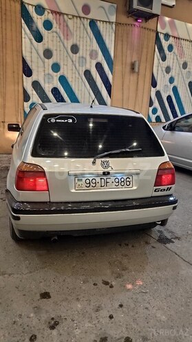 Volkswagen Golf 1997, 197,000 km - 1.8 l - Gəncə