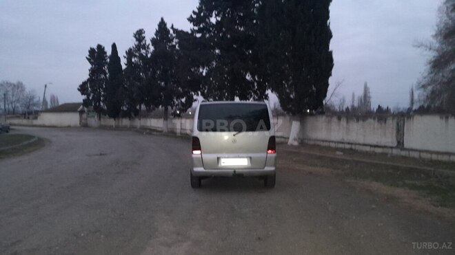 Mercedes Vito 112 1998, 2,558,885 km - 2.3 l - Bərdə