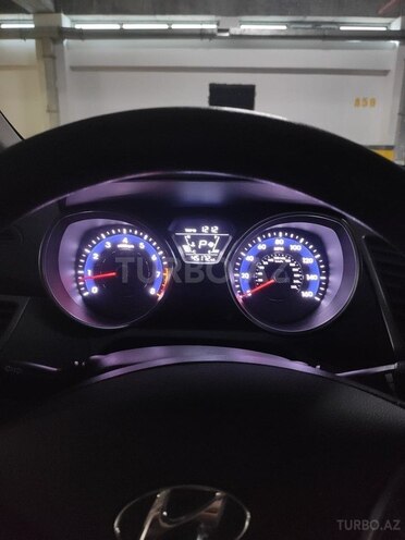 Hyundai Elantra 2015, 45,000 km - 1.8 л - Bakı