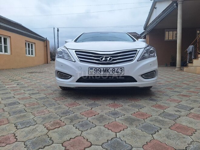 Hyundai Grandeur 2013, 178,000 km - 2.4 л - Qazax