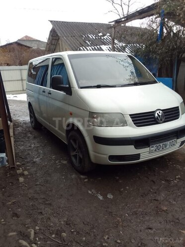 Volkswagen Transporter 2006, 17,000 km - 2.5 l - Qusar
