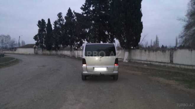 Mercedes Vito 1998, 362,521 km - 2.3 l - Bərdə