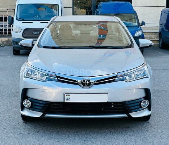 Toyota Corolla 2017, 64,107 km - 1.6 l - Bakı