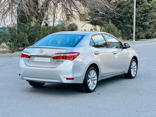 Toyota Corolla 2017, 64,107 km - 1.6 l - Bakı
