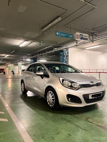Kia Rio 2013, 250,000 km - 1.6 л - Bakı
