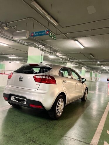 Kia Rio 2013, 250,000 km - 1.6 л - Bakı