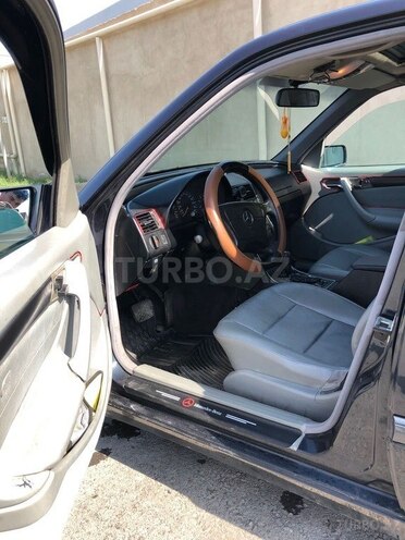 Mercedes C 200 1999, 300,000 km - 2.0 l - Bakı