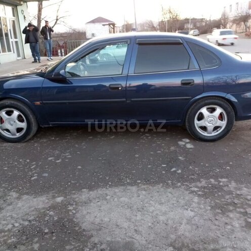 Opel Vectra 1998, 426,000 km - 1.6 l - Zərdab