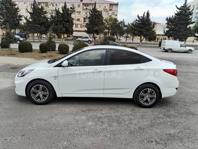 Hyundai Accent 2013, 185,000 km - 1.6 l - Sumqayıt