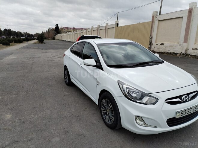 Hyundai Accent 2013, 185,000 km - 1.6 l - Sumqayıt