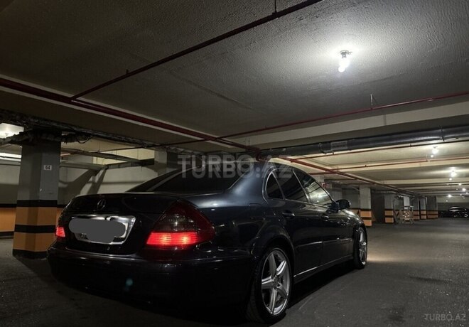 Mercedes E 220 2002, 345,000 km - 2.2 l - Bakı
