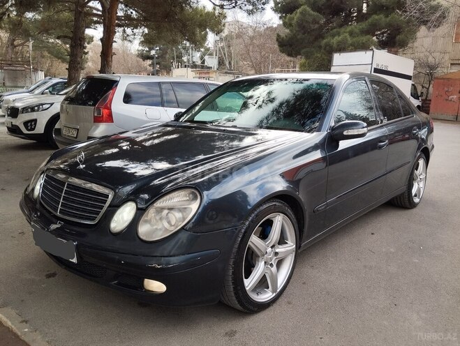 Mercedes E 220 2002, 345,000 km - 2.2 l - Bakı