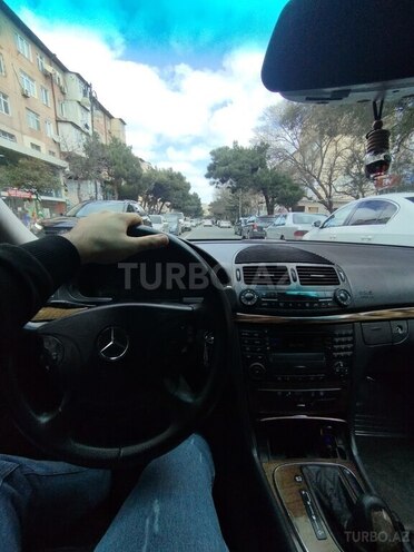 Mercedes E 220 2002, 345,000 km - 2.2 l - Bakı