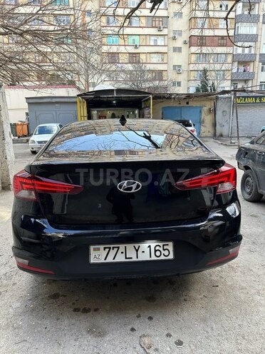 Hyundai Elantra 2019, 176,000 km - 1.6 l - Bakı