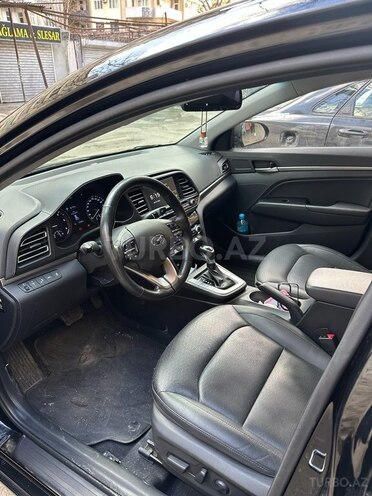 Hyundai Elantra 2019, 176,000 km - 1.6 l - Bakı