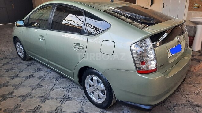 Toyota Prius 2007, 302,000 km - 1.5 l - Salyan