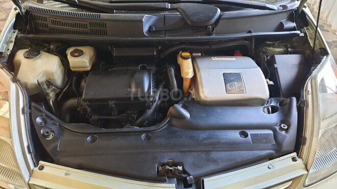 Toyota Prius 2007, 302,000 km - 1.5 l - Salyan