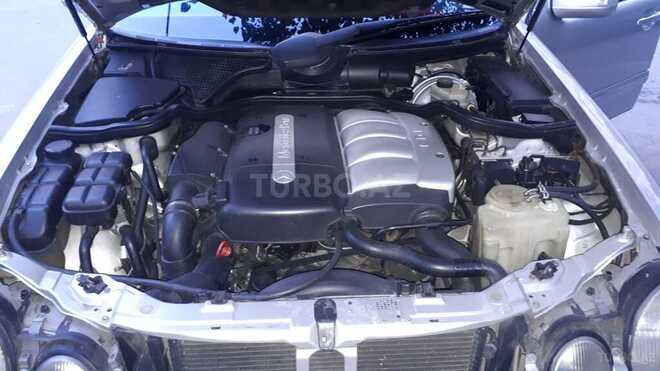 Mercedes E 220 2000, 410,000 km - 2.2 l - Bakı