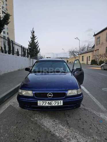 Opel Astra 1996, 430,000 km - 1.6 l - Bakı
