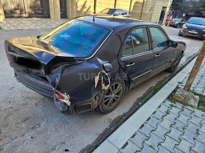 Mercedes E 230 1996, 300,000 km - 2.3 l - Bakı