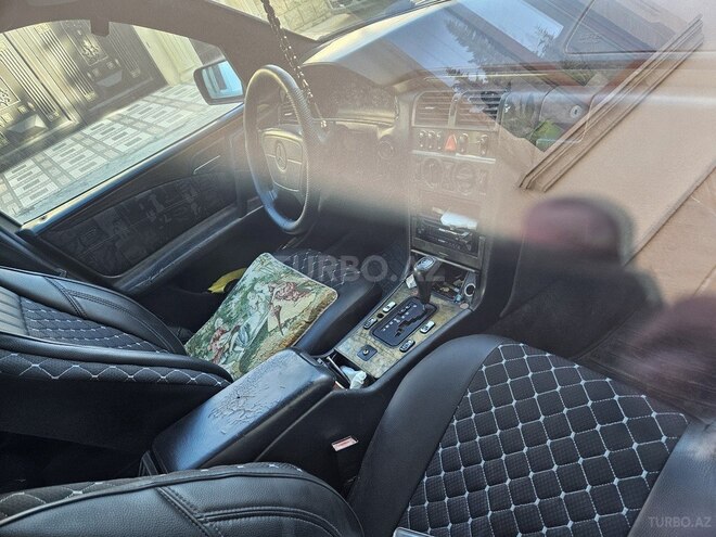 Mercedes E 230 1996, 300,000 km - 2.3 l - Bakı
