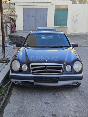 Mercedes E 230 1996, 300,000 km - 2.3 l - Bakı