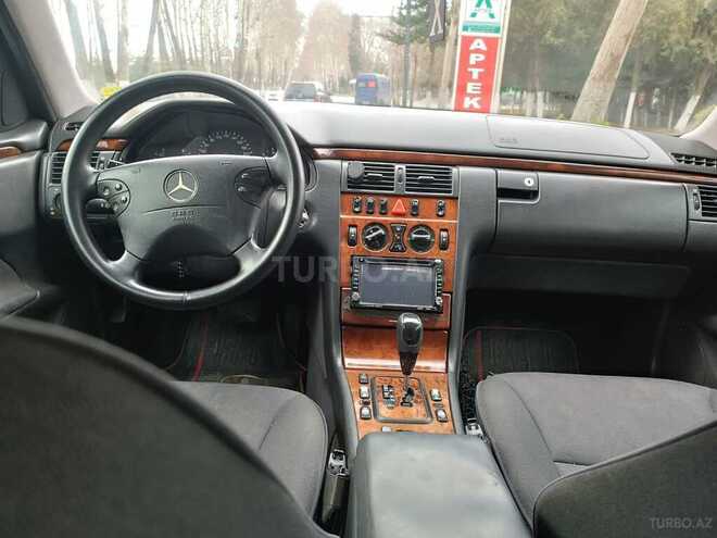 Mercedes E 240 1999, 350,000 km - 2.4 l - Ağdaş