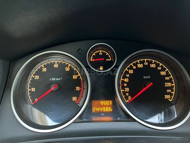 Opel Astra 2005, 245,000 km - 1.4 l - Bakı