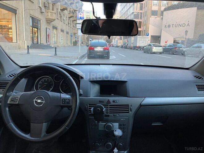 Opel Astra 2005, 245,000 km - 1.4 l - Bakı
