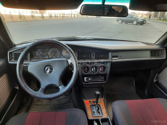 Mercedes 190 1992, 150,000 km - 2.0 l - Bakı