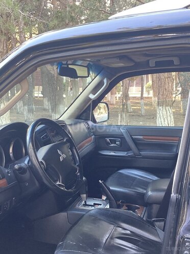 Mitsubishi Pajero 2006, 310,000 km - 3.0 l - Xırdalan