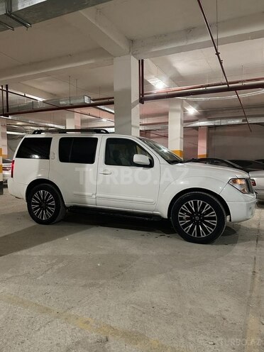 Nissan Pathfinder 2005, 187,000 km - 4.0 l - Bakı