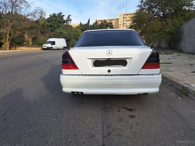 Mercedes C 200 1996, 296,562 km - 2.0 л - Bakı