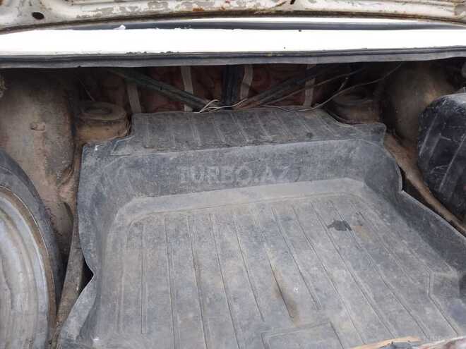 LADA (VAZ) 2106 1988, 44,000 km - 1.6 l - Quba