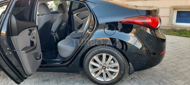 Hyundai Elantra 2015, 125,000 km - 1.8 л - Bakı