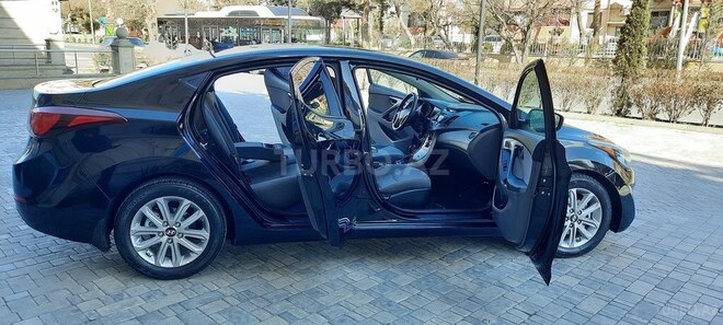 Hyundai Elantra 2015, 125,000 km - 1.8 л - Bakı