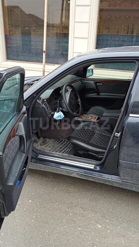 Mercedes E 240 1999, 428,000 km - 2.4 л - Bakı