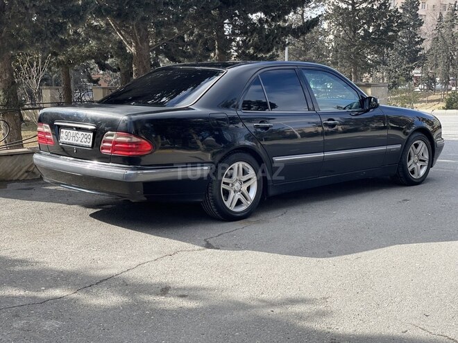 Mercedes E 240 2000, 413,000 km - 2.4 л - Bakı