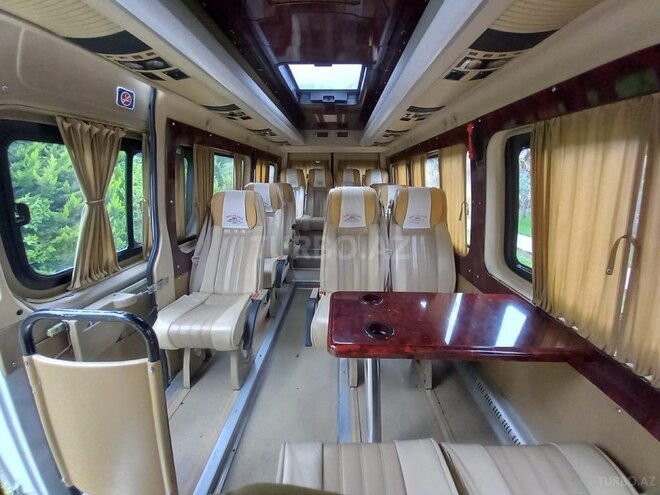 Mercedes Sprinter 516 2011, 300,000 km - 2.7 l - Bakı