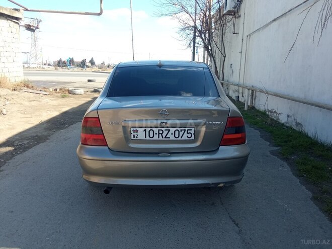 Opel Vectra 1996, 230,000 km - 2.0 l - Bakı