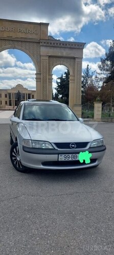 Opel Vectra 1997, 297,000 km - 1.6 l - Ucar