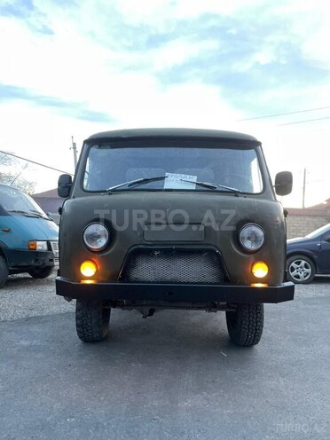 UAZ  1984, 25,000 km - 2.4 l - Qusar